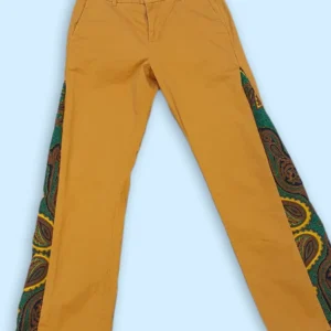 Hose mit Schlag